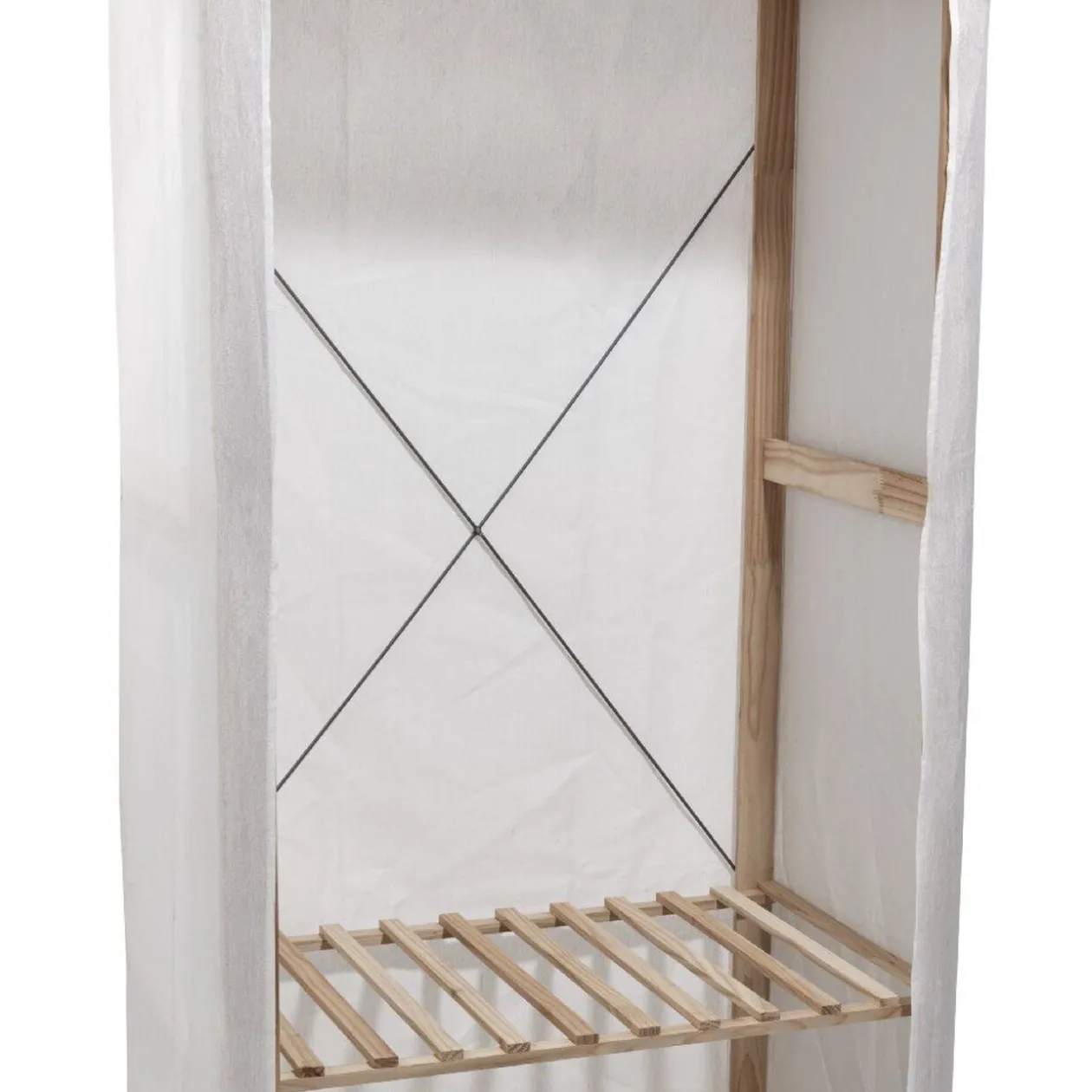 Armoire dressing en bois et housse coton