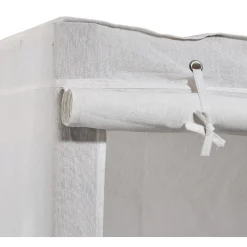 Armoire dressing en bois et housse coton