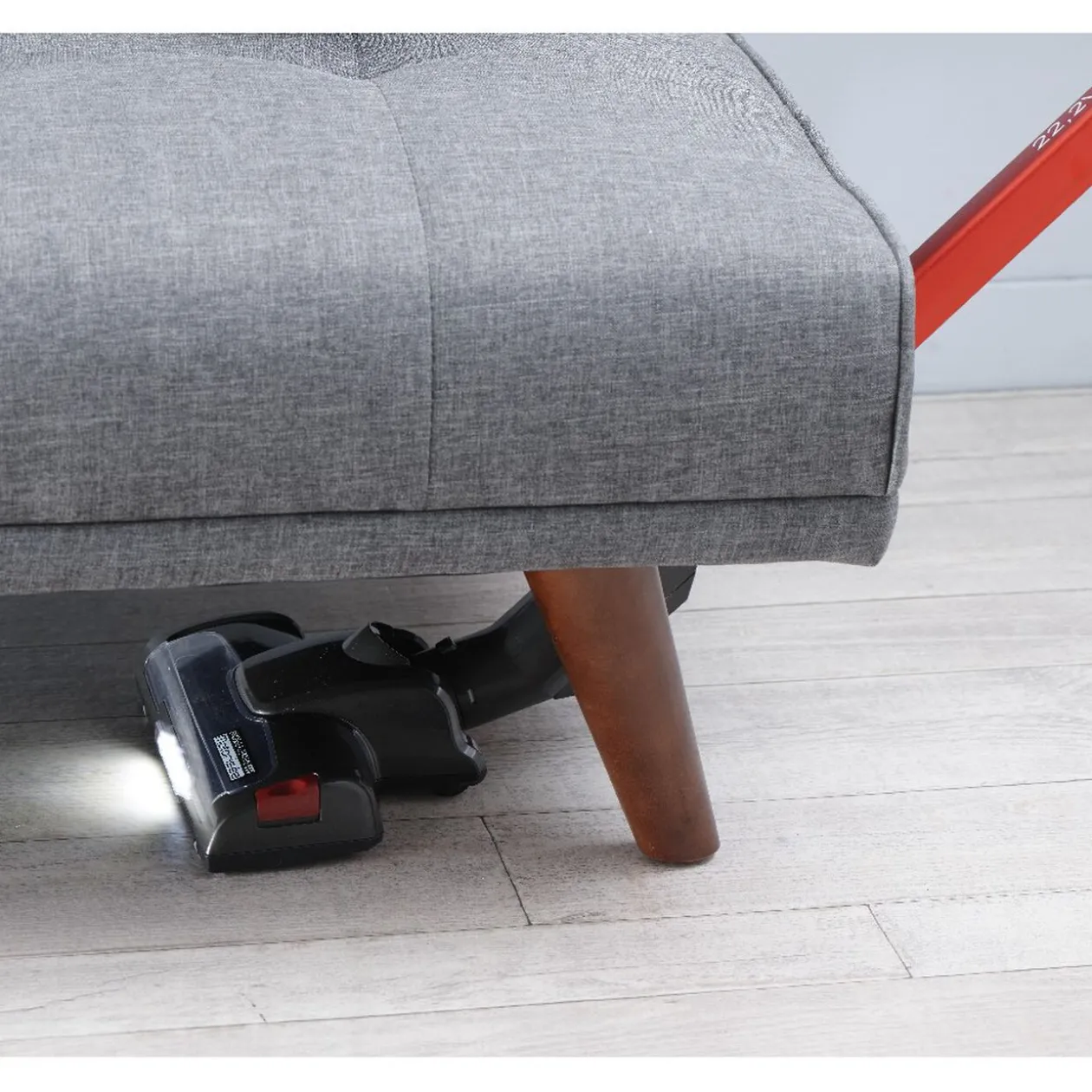 Aspirateur sans fil rouge