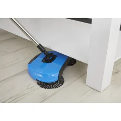 Balai magique ramasse miettes