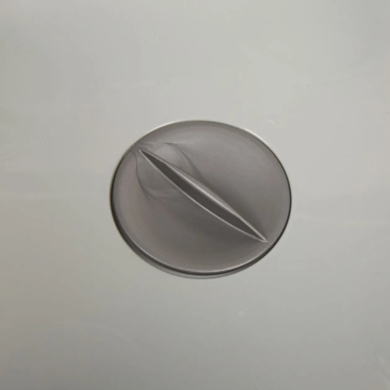 Bassine avec bouchon 9,6 L grise