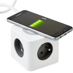 Bloc multiprise standard usb chargeur à induction carré blanc
