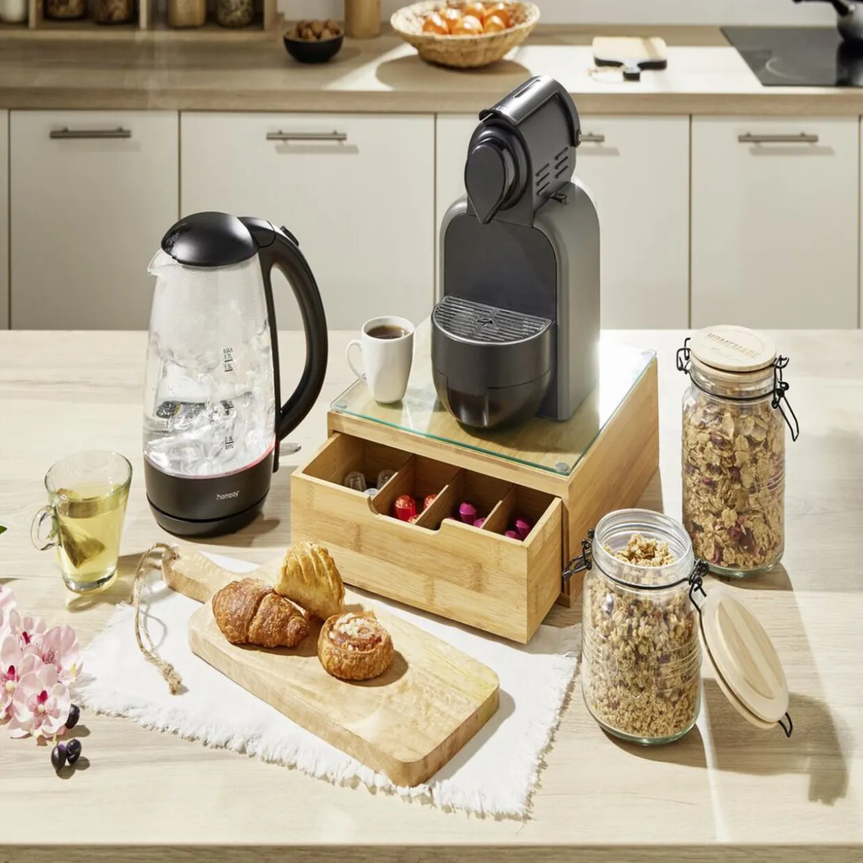 Bocal hermétique rond transparent avec couvercle en bambou H14,5 cm