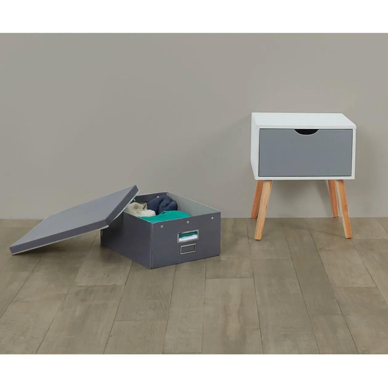 Boîte de rangement en carton