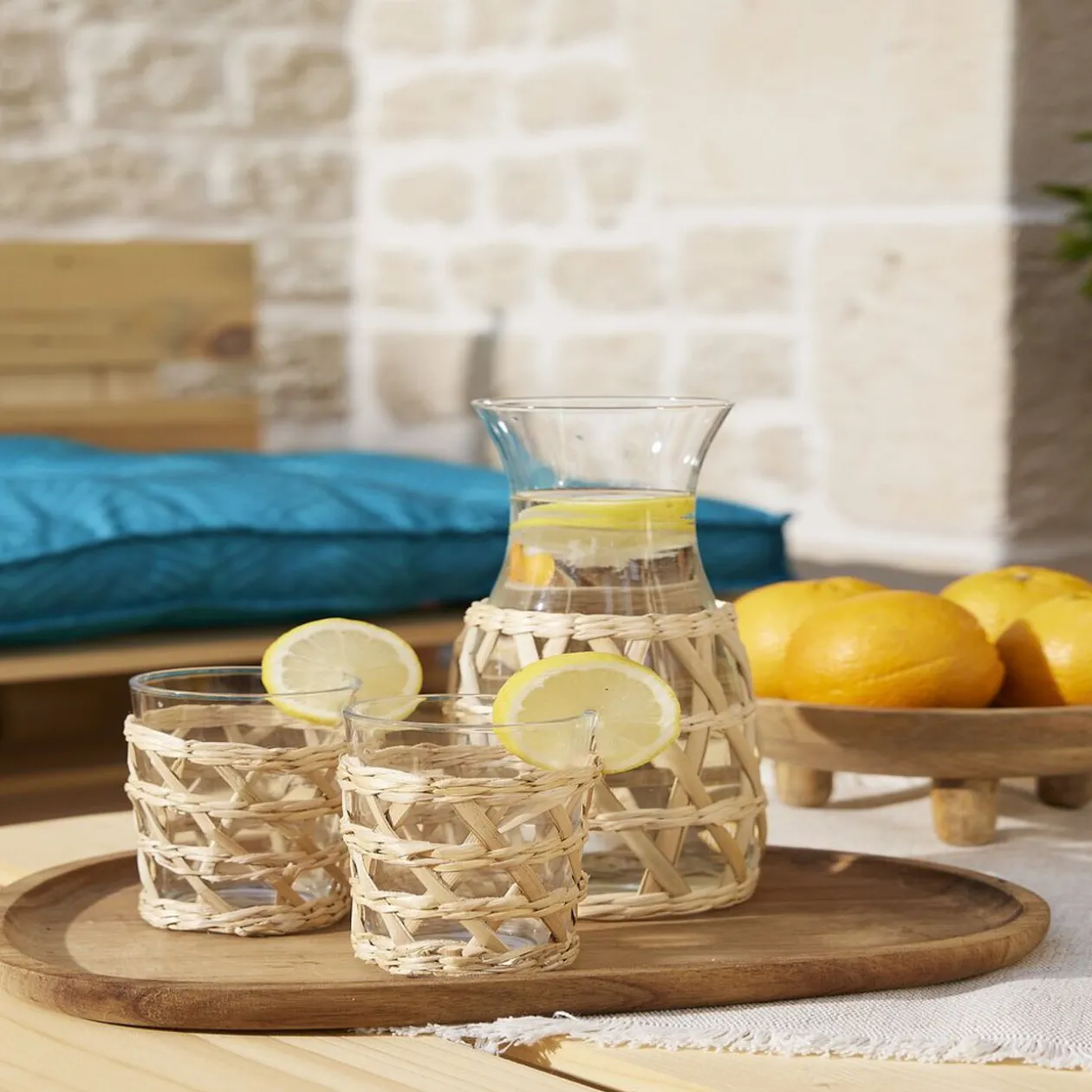 Carafe en verre transparent et raphia Ø11,2xH24,7cm