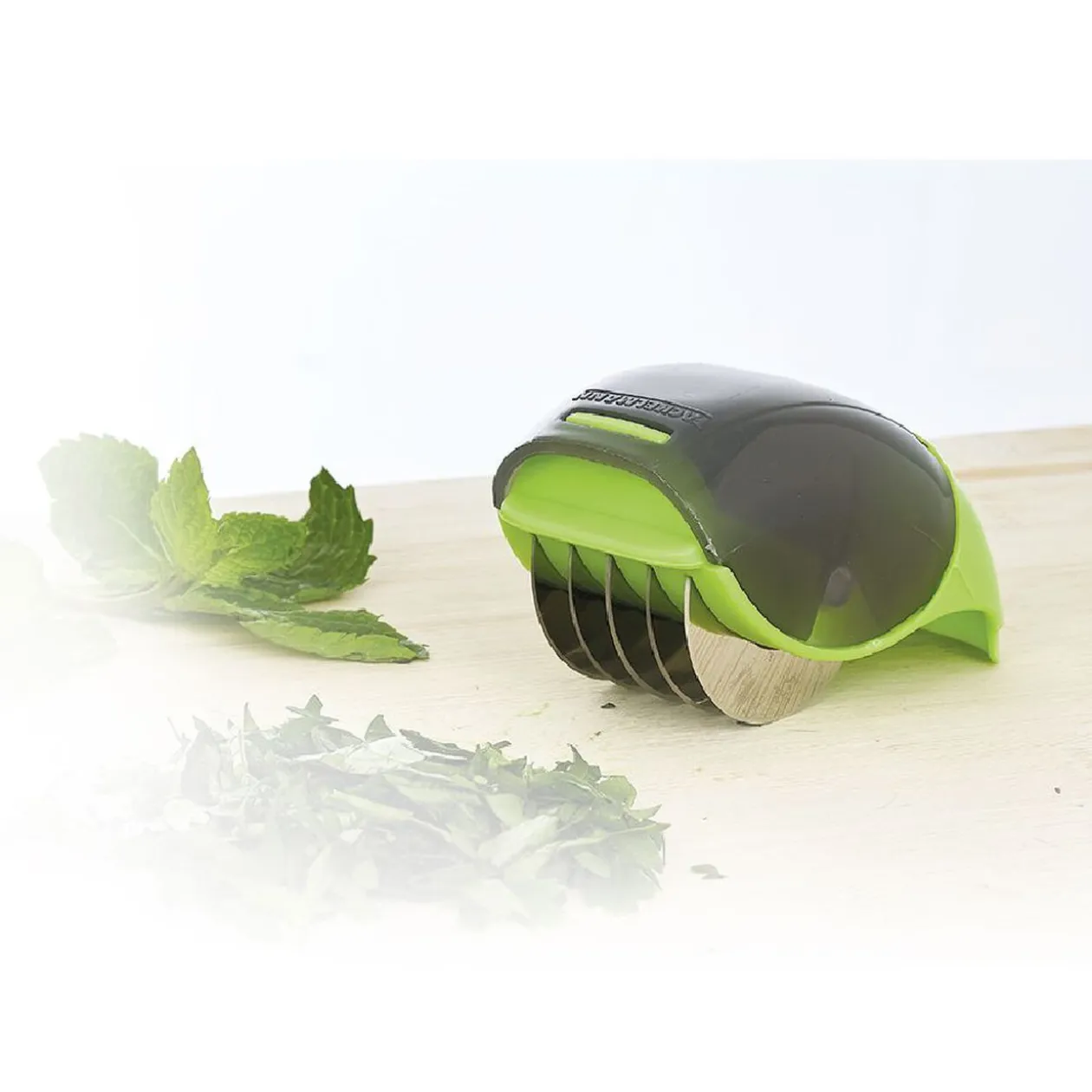 Coupe herbes aromatiques