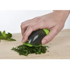 Coupe herbes aromatiques