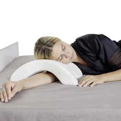 Coussin mémoire de forme oreiller incurvé blanc 36x30xH13cm