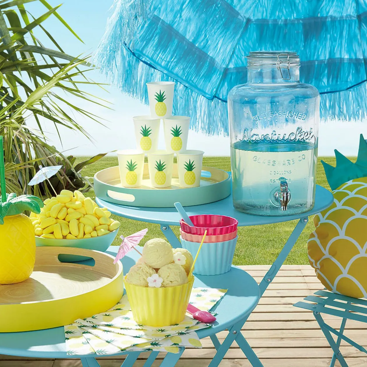 Distributeur de boisson transparent inscription relief 8 L