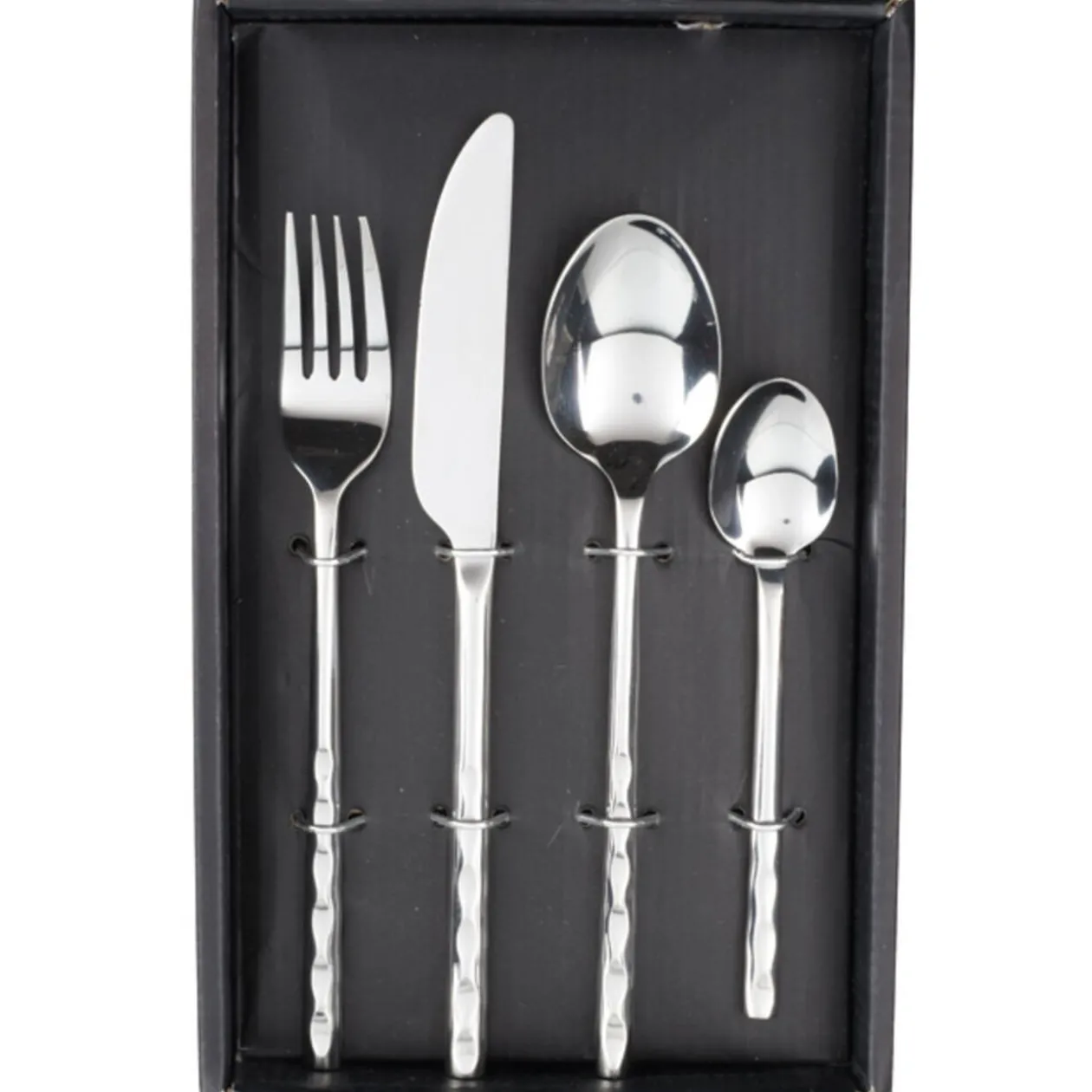 Ménagère 24 pièces