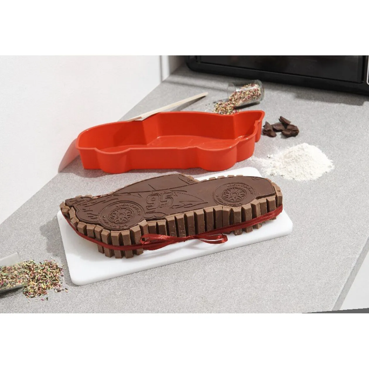 Moule à gâteau en forme de voiture Cars