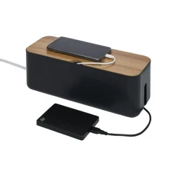 Multiprise et sa boîte de rangement