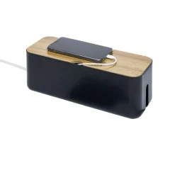 Multiprise et sa boîte de rangement