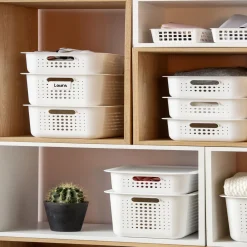 Panier de rangement en plastique blanc ajouré 10 L