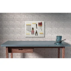 Panneau mural pour accessoires