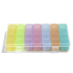 Pilulier 1 mois 28 compartiments rectangulaire plastoque bleu 10,5x17,4cm