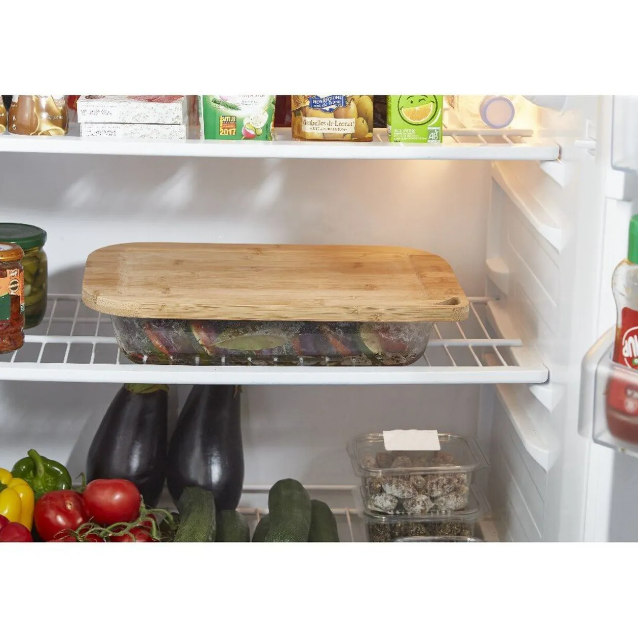 Plat à four avec planche multifonction