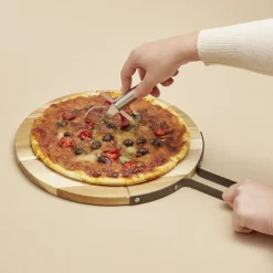 Plateau à pizza en bois avec roulette en acier