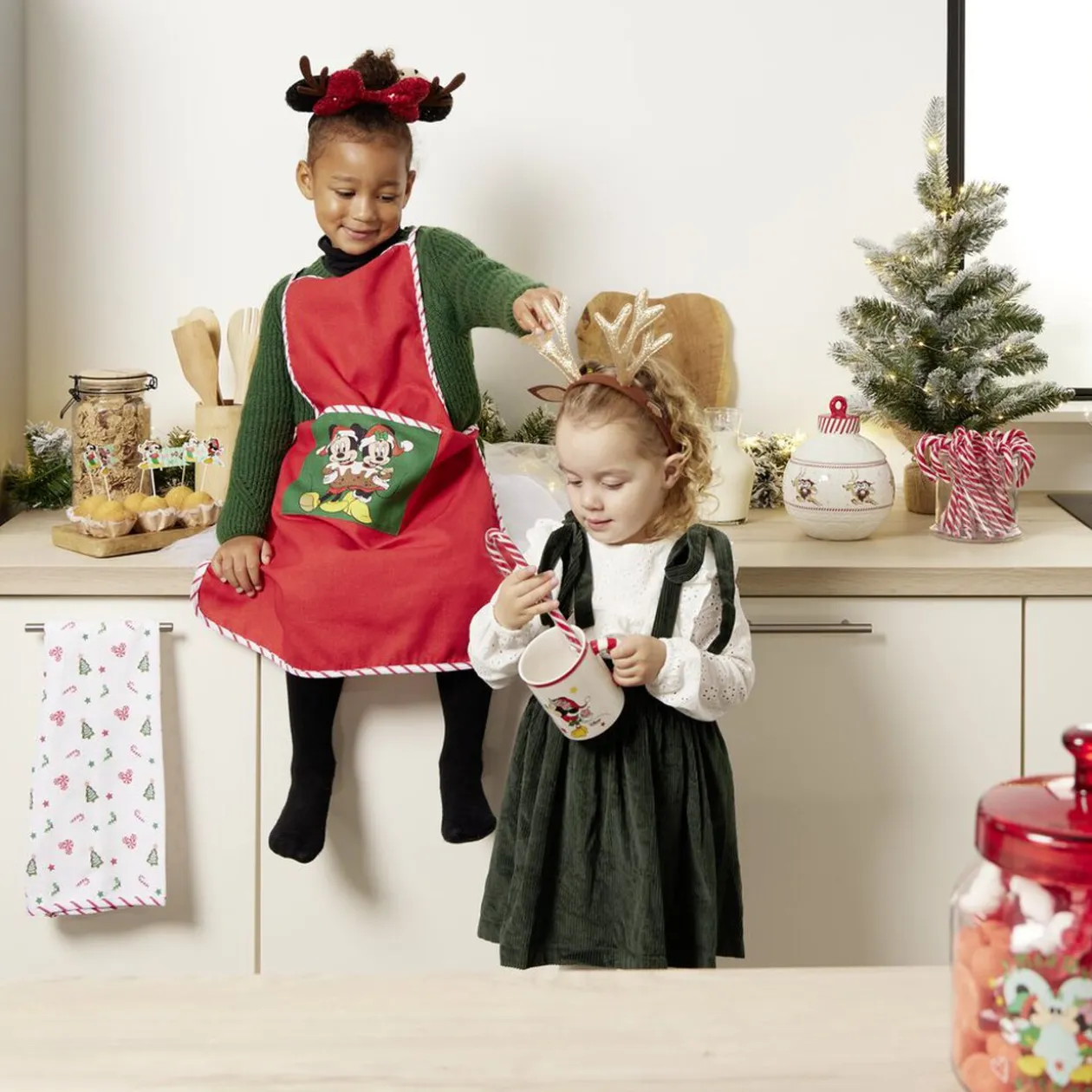 Pot en verre Disney Mickey Merry Kissmas avec couvercle Ø16xH20cm