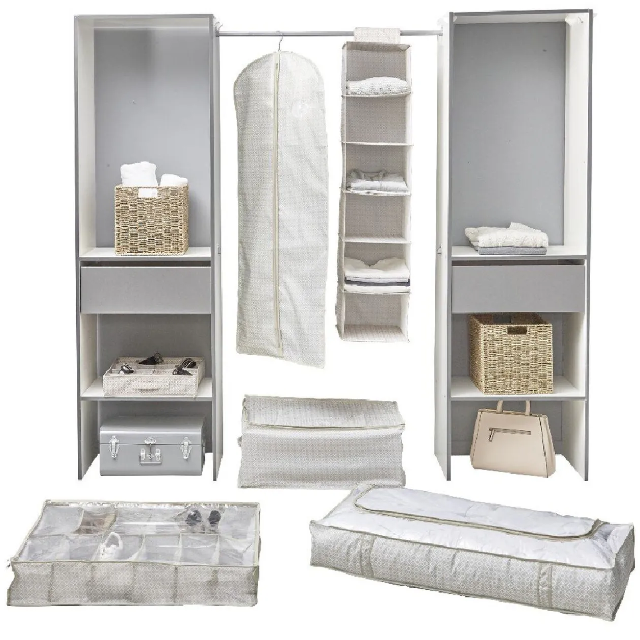 Rangement à suspendre 6 compartiments motif triangle beige et blanc