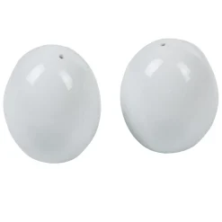 Salière et poivrière blanches