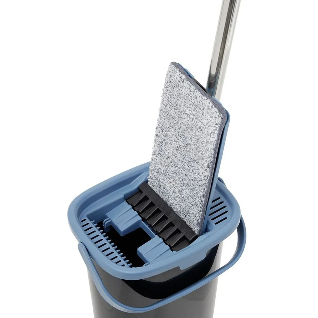 Seau essoreur + balai plat noir et bleu 8L