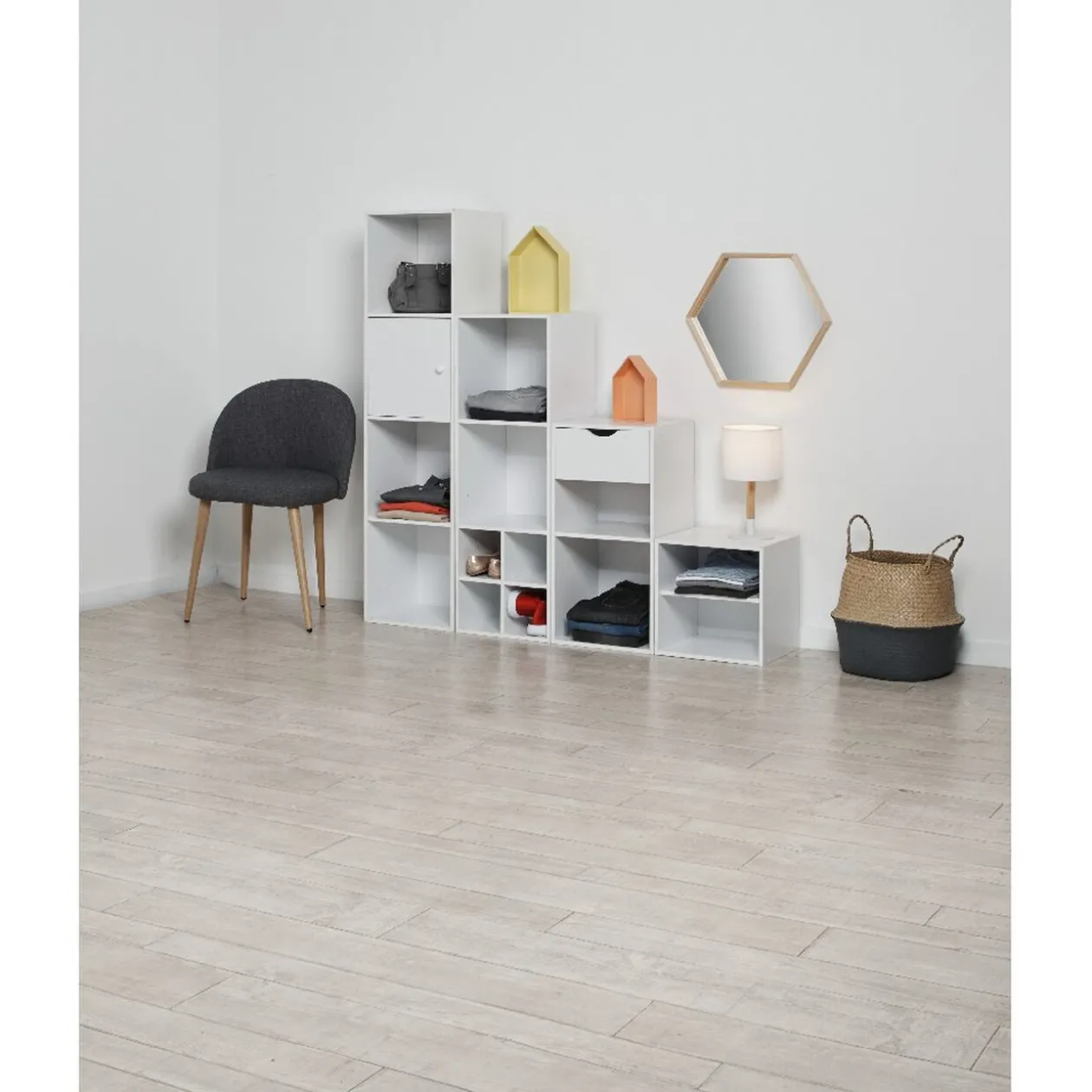 Structure Box Cube 4 cases 35,2x30xH.137,2cm bois blanc