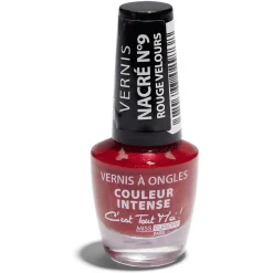 Vernis à ongles nacré irisé N°09 rouge velours